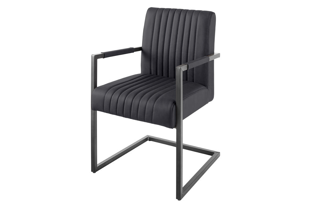 Cantileverstoel BIG ASTON met armleuningen, verende kern, zwarte metalen poten, zwart leer. - 44533